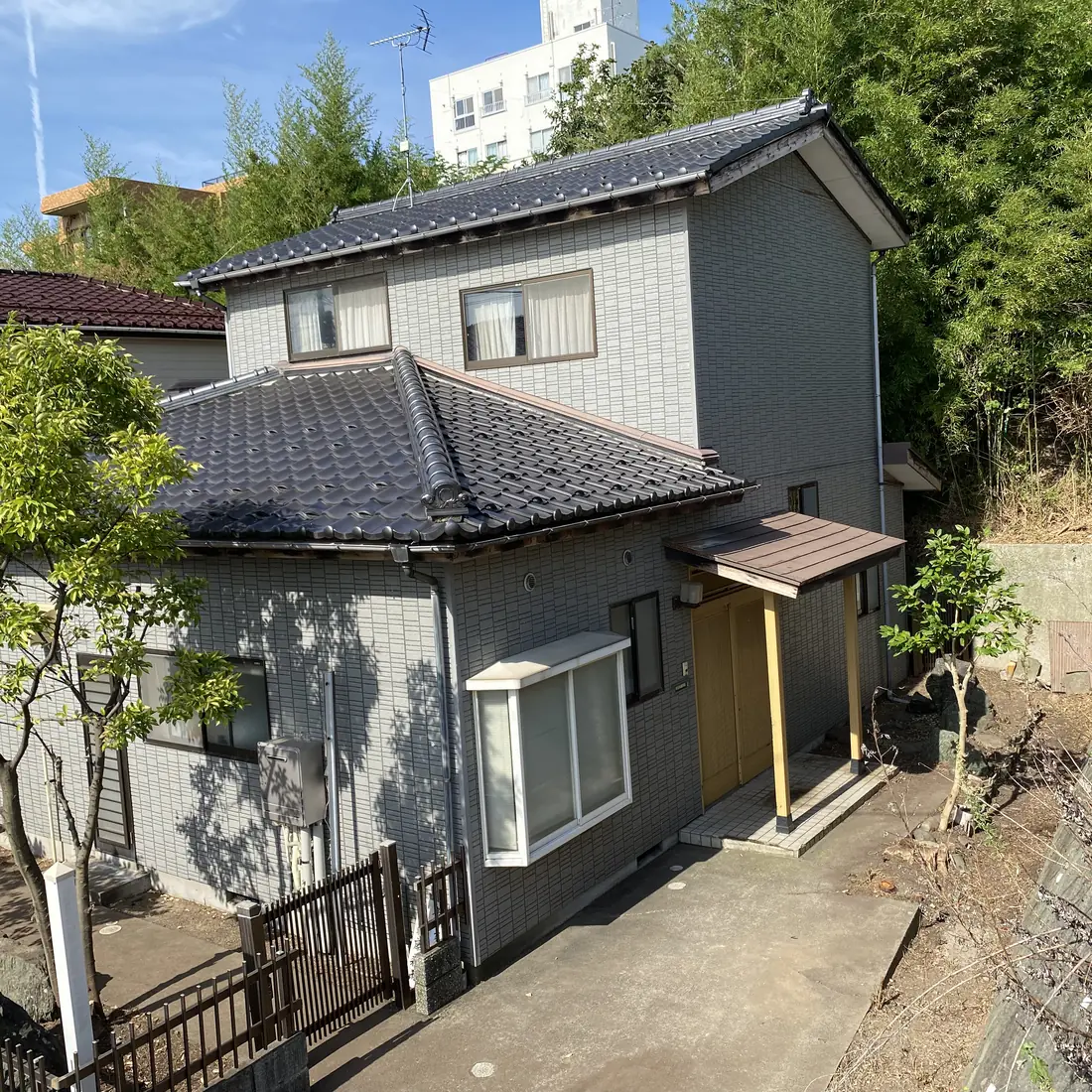 庭木の伐採・枝切り作業の施工後